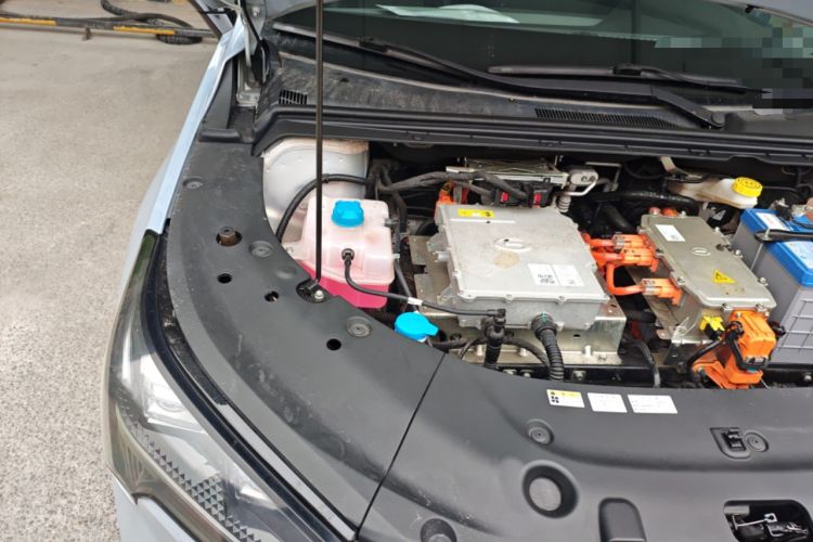 Used AION S Plus 2021 80 Ultra-Long Range Edition Engine Bay Right