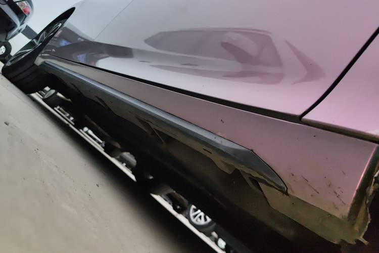 Used AION S Plus 2021 70 Tech Edition Right Side Sill