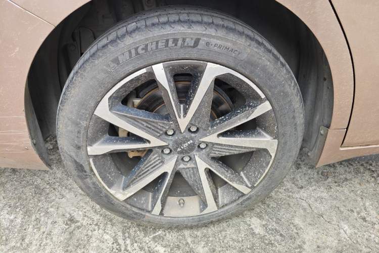 Used AION S Plus 2021 80 Tech Edition Exterior 3