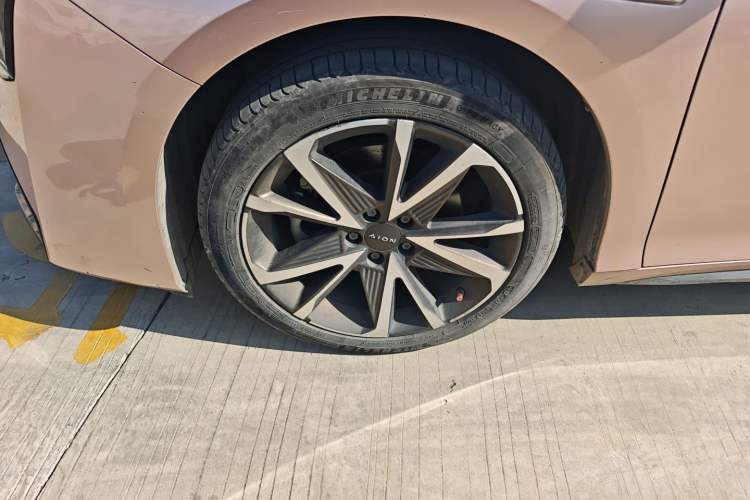 Used AION S Plus 2021 80 Ultra-Long Range Edition Exterior 3