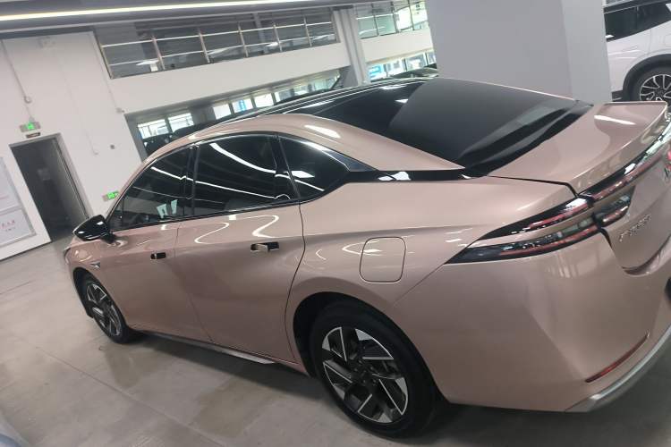 Used AION S Plus 2021 80 Tech Edition Exterior 3