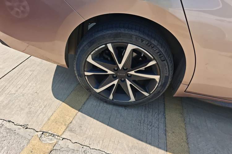 Used AION S Plus 2021 80 Ultra-Long Range Edition Exterior 4