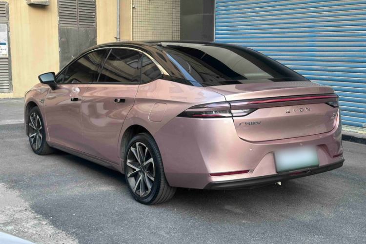 Used AION S Plus 2021 80 Tech Edition Exterior 8