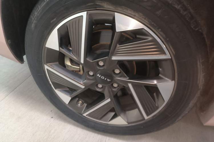 Used AION S Plus 2021 80 Tech Edition Exterior 8