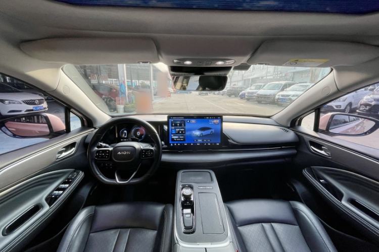 Used AION S Plus 2021 70 Tech Edition Interior 1