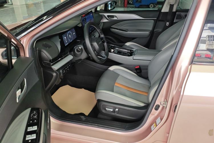Used AION S Plus 2021 80 Ultra-Long Range Edition Interior 3