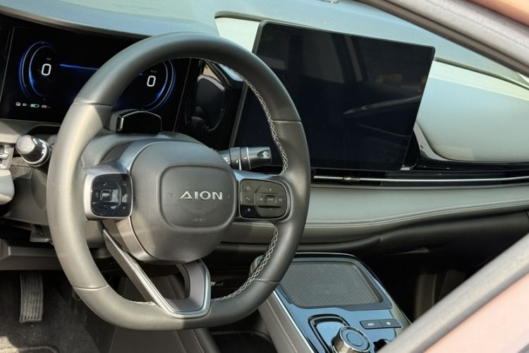 Used AION S Plus 2021 70 Tech Edition Interior 3
