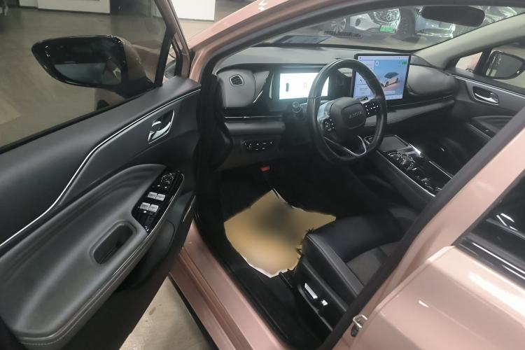 Used AION S Plus 2021 80 Tech Edition Interior 3