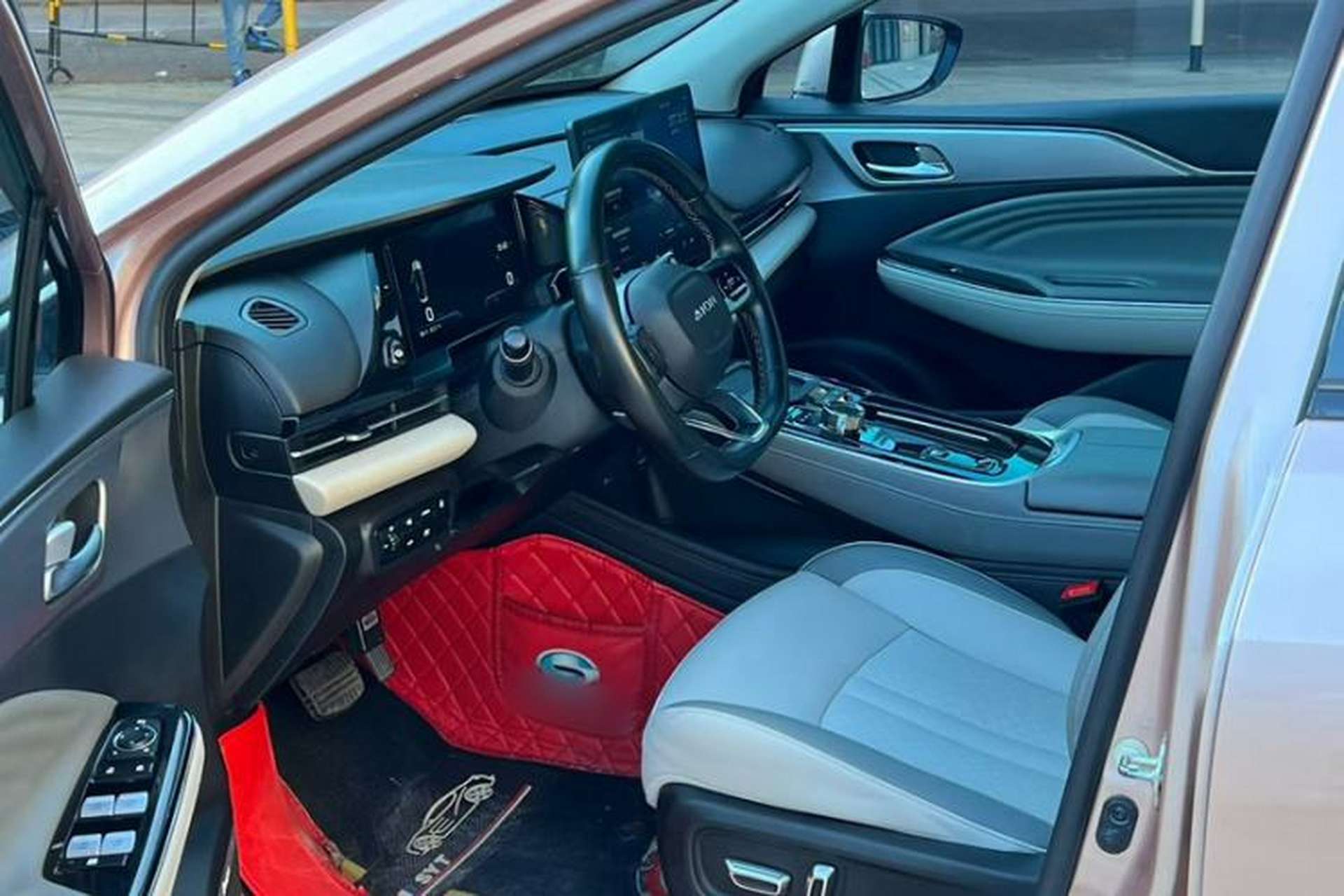 Used AION S Plus 2021 80 Tech Edition Interior 4