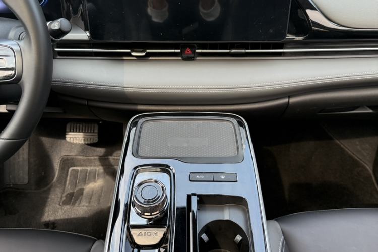 Used AION S Plus 2021 70 Tech Edition Interior 7