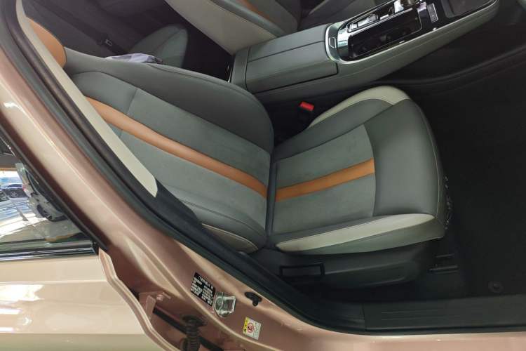 Used AION S Plus 2021 80 Ultra-Long Range Edition Right Front Seat