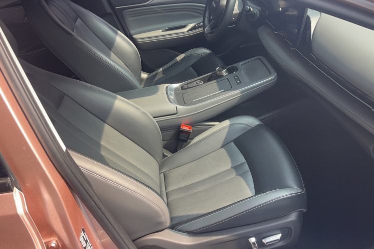 Used AION S Plus 2021 70 Tech Edition Right Front Seat
