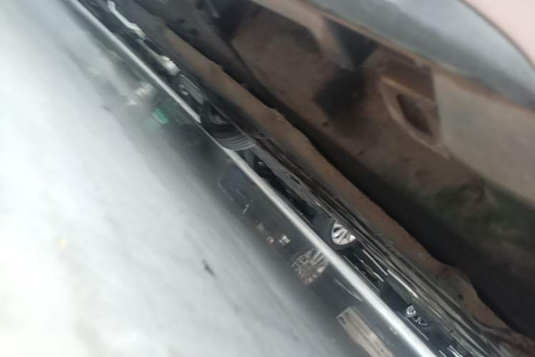 Used AION S Plus 2021 80 Ultra-Long Range Edition Right Side Sill
