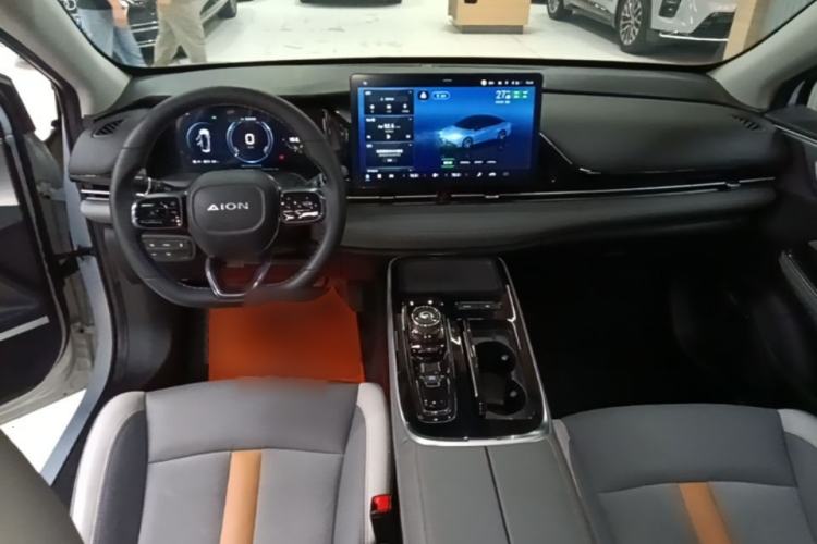 Used AION S Plus 2021 80 Ultra-Long Range Edition Center Console
