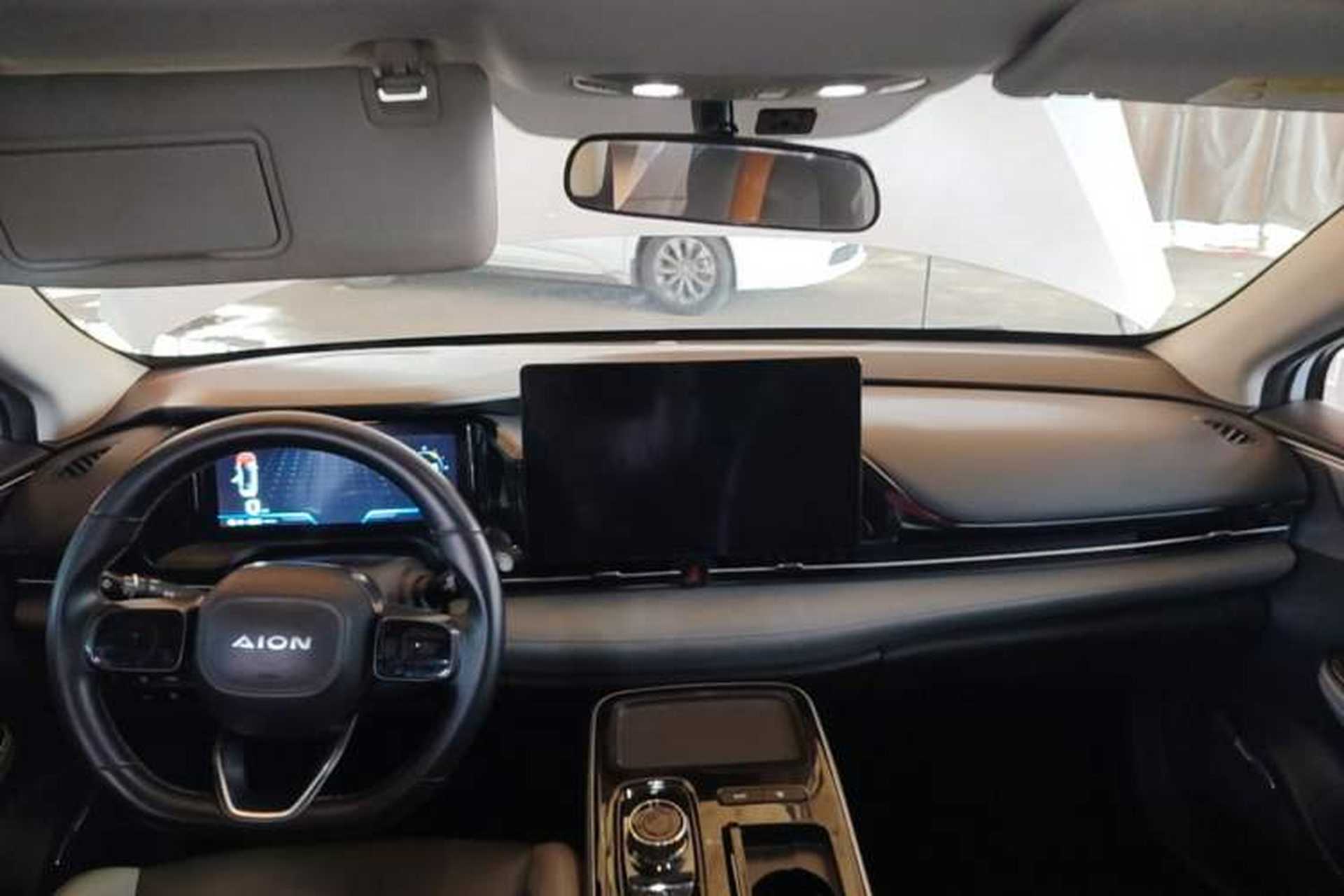 Used AION S Plus 2021 80 Ultra-Long Range Edition Center Console