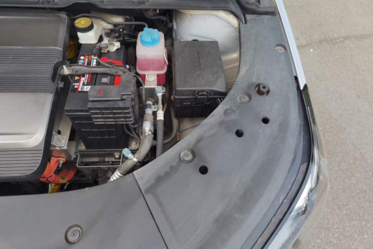 Used AION S Plus 2021 80 Tech Edition Engine Bay Left