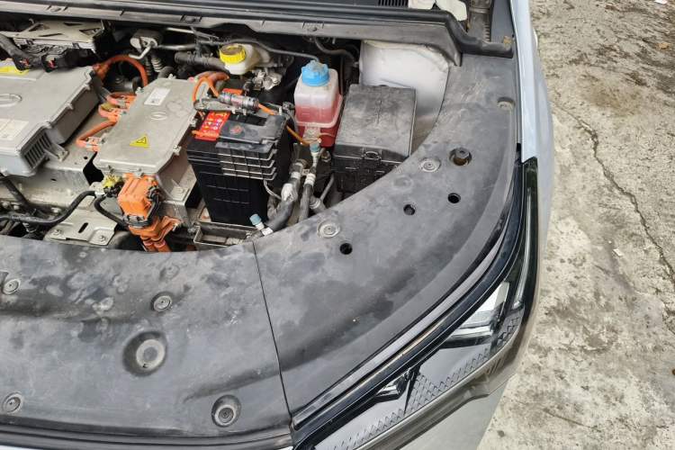 Used AION S Plus 2021 80 Ultra-Long Range Edition Engine Bay Left