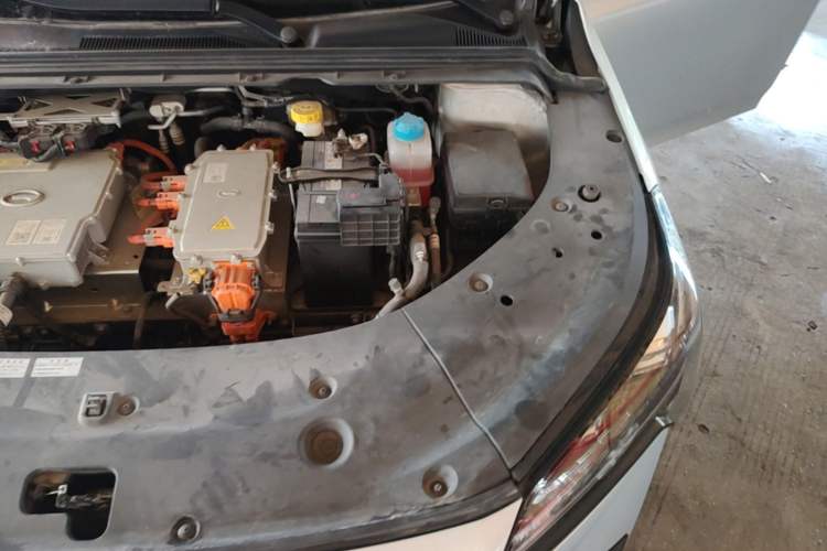 Used AION S Plus 2021 80 Ultra-Long Range Edition Engine Bay Left