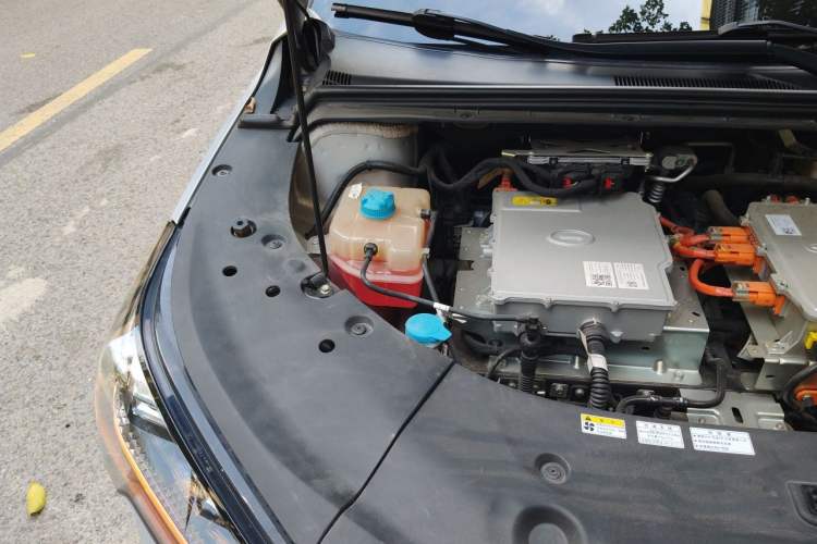 Used AION S Plus 2021 80 Ultra-Long Range Edition Engine Bay Right