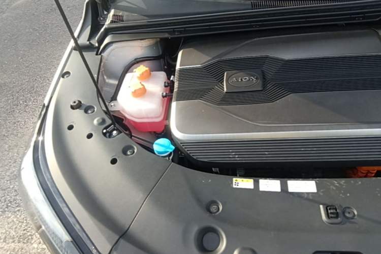 Used AION S Plus 2021 70 Tech Edition Engine Bay Right