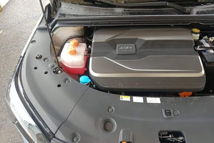 Used AION S Plus 2021 70 Tech Edition Engine Bay Right