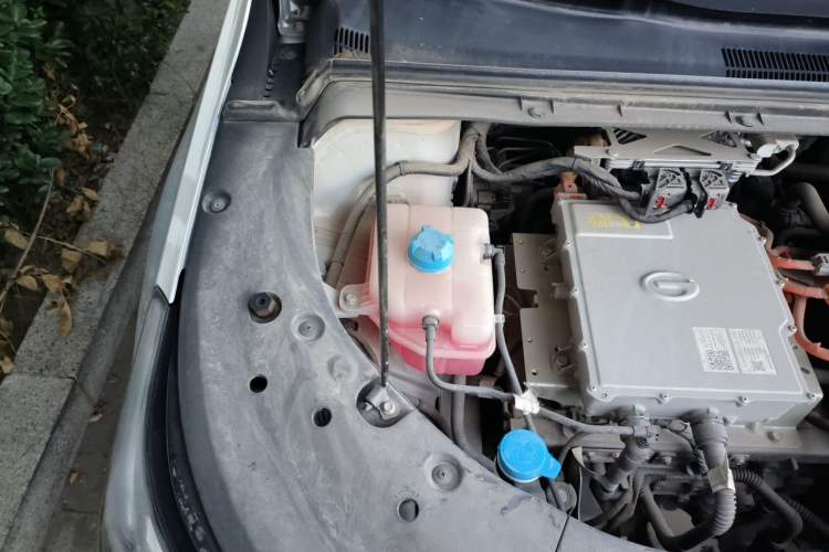 Used AION S Plus 2021 80 Ultra-Long Range Edition Engine Bay Right