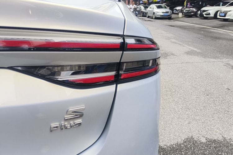 Used AION S Plus 2021 70 Tech Edition Exterior 3