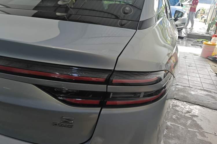 Used AION S Plus 2021 80 Tech Edition Exterior 3