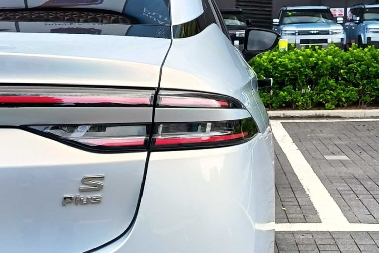 Used AION S Plus 2021 70 Tech Edition Exterior 7