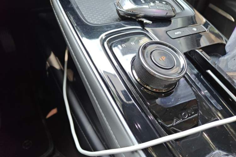 Used AION S Plus 2021 80 Ultra-Long Range Edition Gear Lever