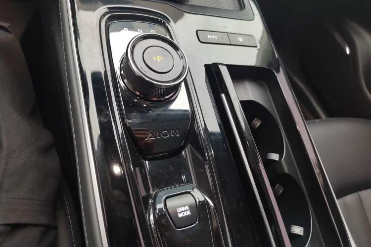 Used AION S Plus 2021 80 Ultra-Long Range Edition Gear Lever