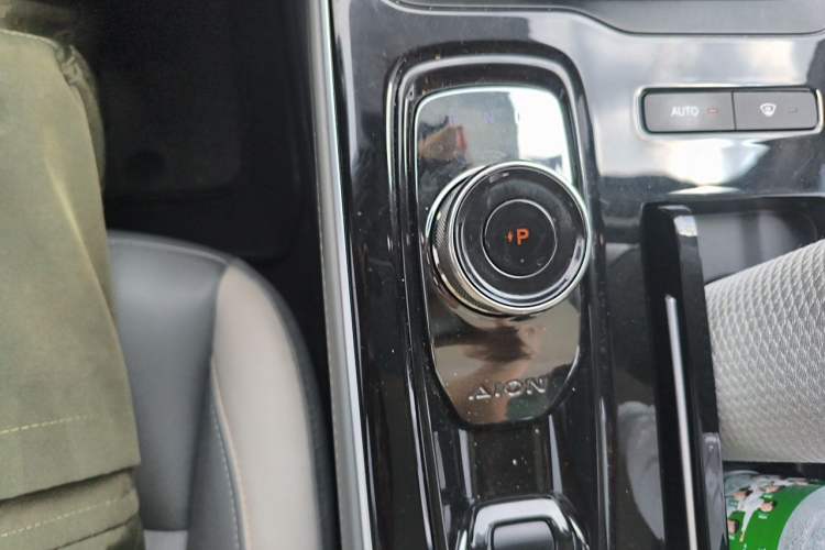 Used AION S Plus 2021 80 Ultra-Long Range Edition Gear Lever