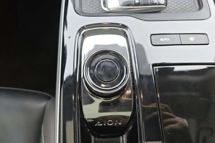 Used AION S Plus 2021 80 Ultra-Long Range Edition Gear Lever