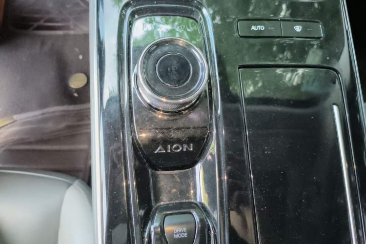 Used AION S Plus 2021 80 Ultra-Long Range Edition Gear Lever