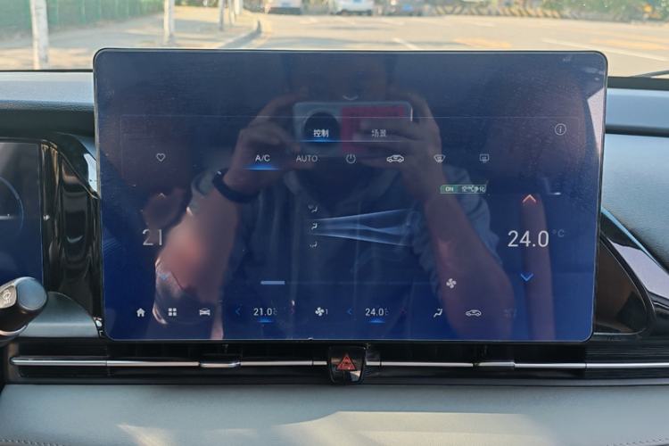 Used AION S Plus 2021 60 Intelligent Edition Interior 10