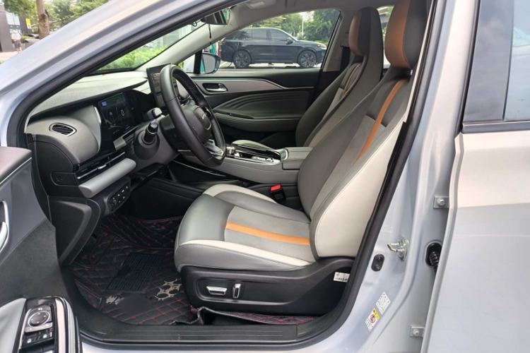 Used AION S Plus 2021 70 Tech Edition Interior 8