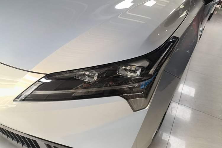 Used AION S Plus 2021 70 Tech Edition Left Front Headlight