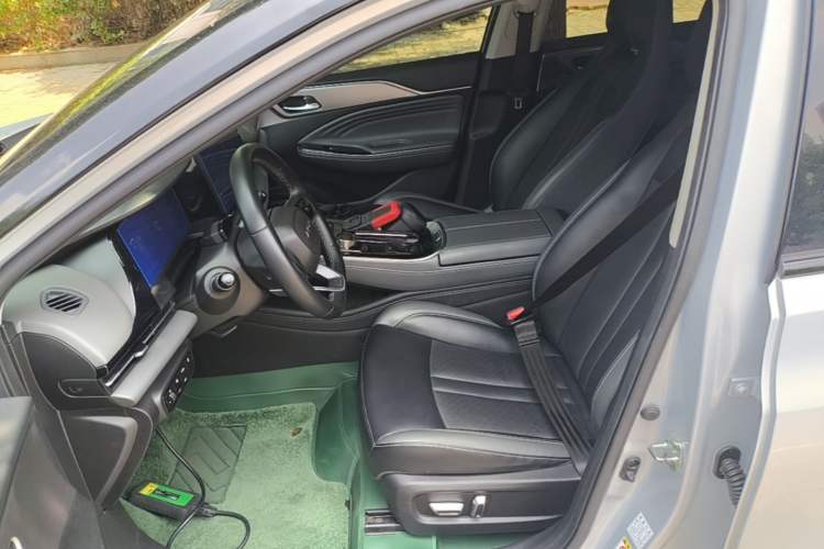 Used AION S Plus 2021 70 Tech Edition Left Front Seat