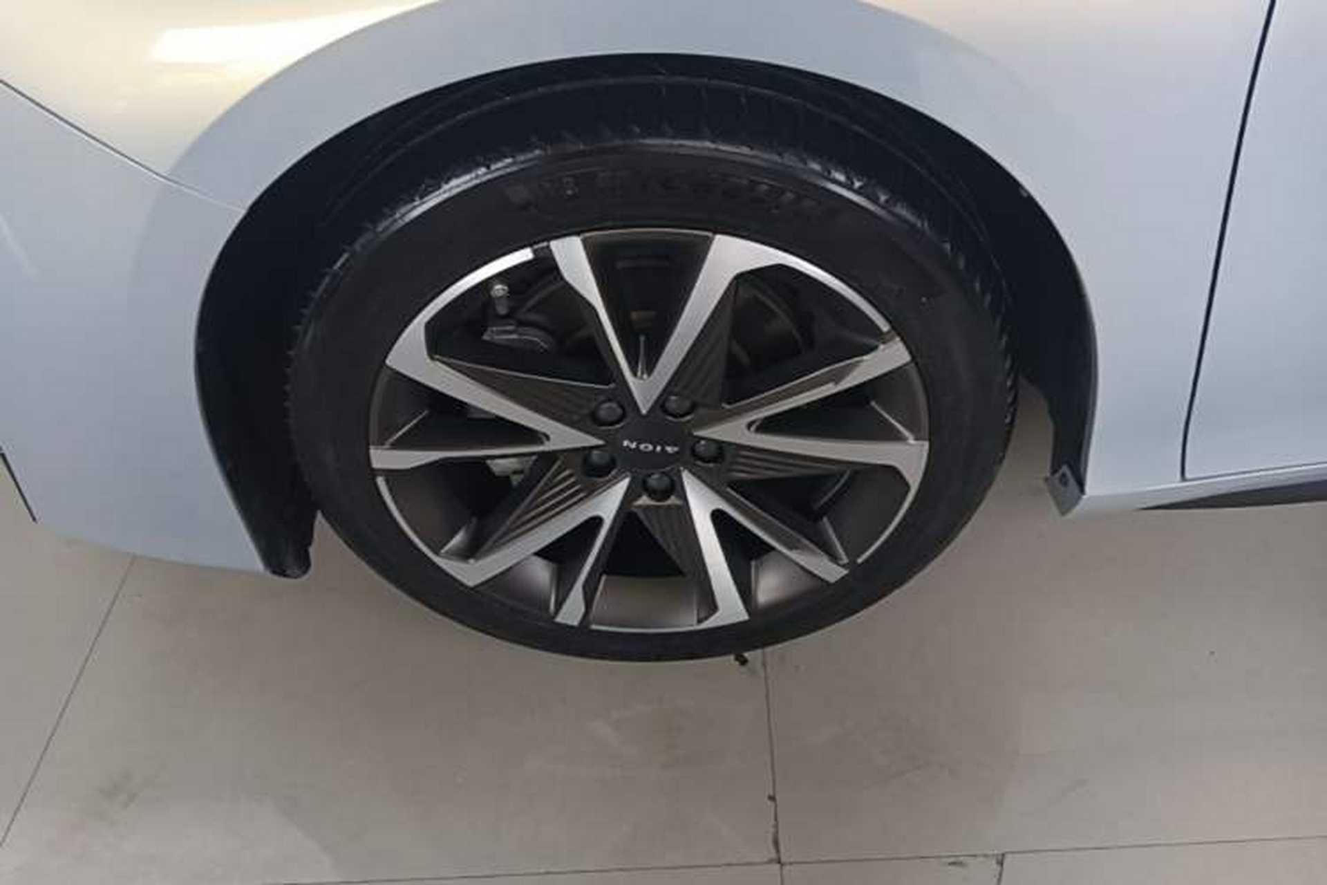 Used AION S Plus 2021 70 Tech Edition Left Front Wheel Hub