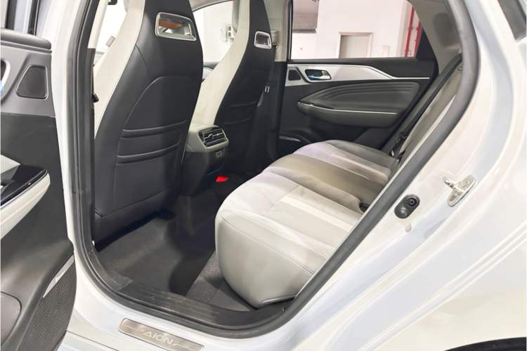 Used AION S Plus 2021 70 Tech Edition Left Rear Seat