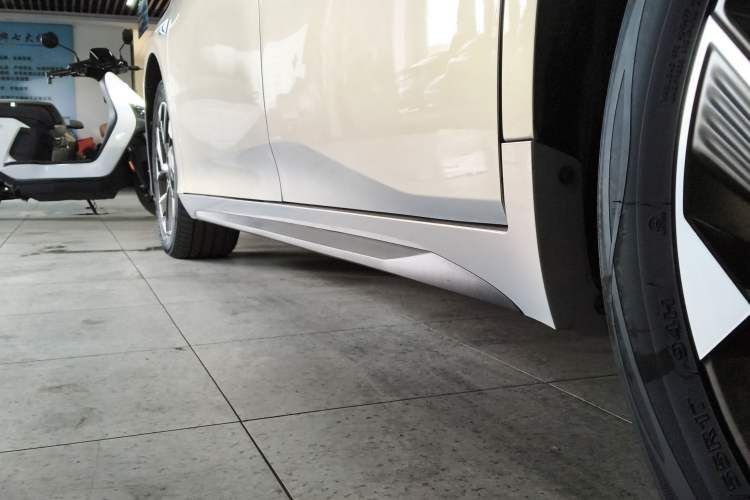 Used AION S Plus 2021 70 Intelligent Edition Left Side Sill