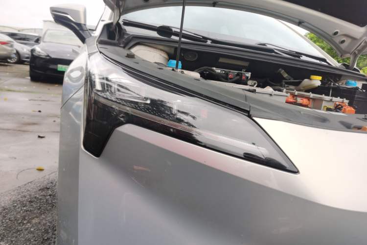 Used AION S Plus 2021 80 Ultra-Long Range Edition Right Front Headlight