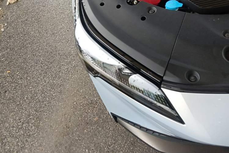 Used AION S Plus 2021 70 Tech Edition Right Front Headlight