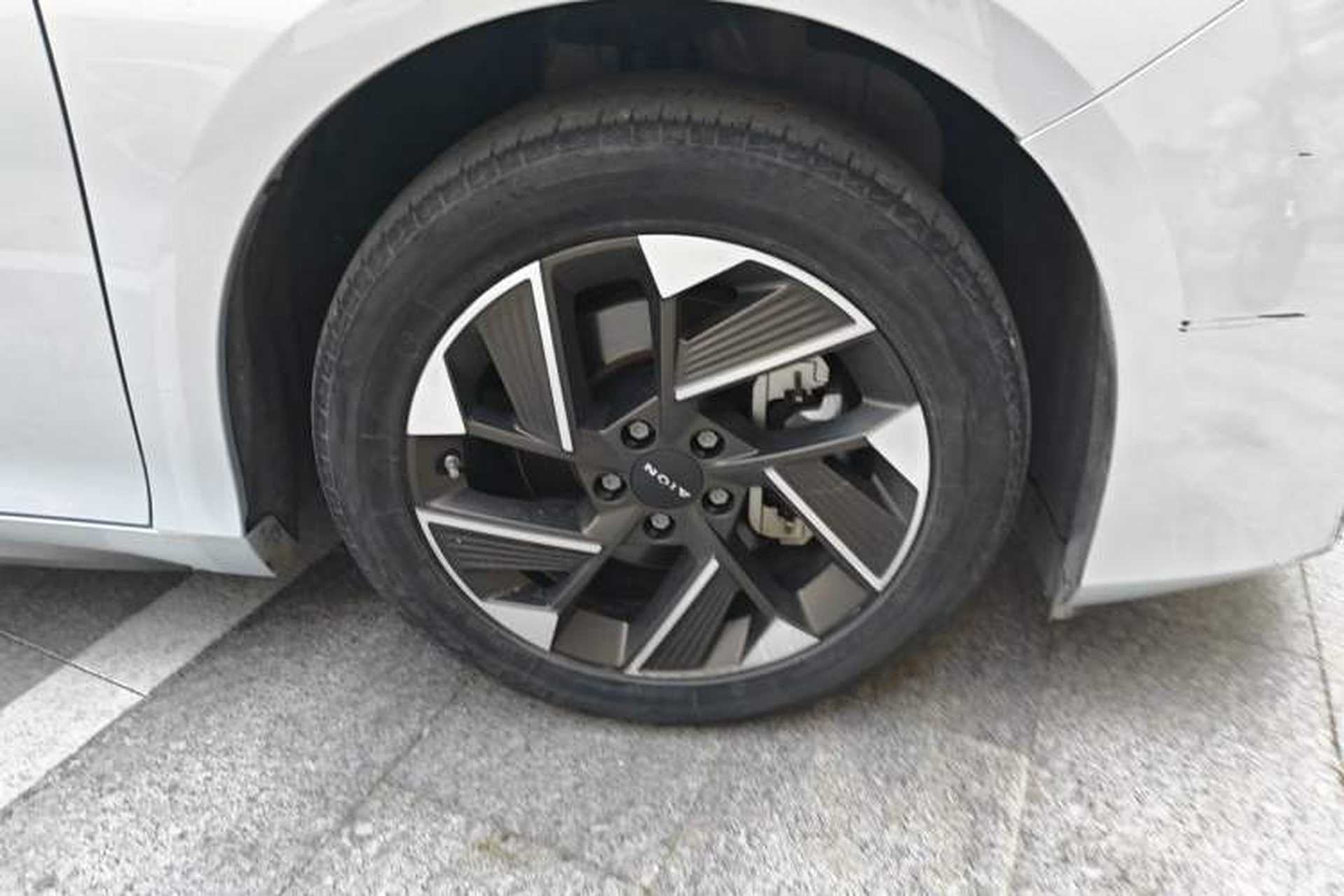 Used AION S Plus 2021 70 Intelligent Edition Right Front Wheel Hub