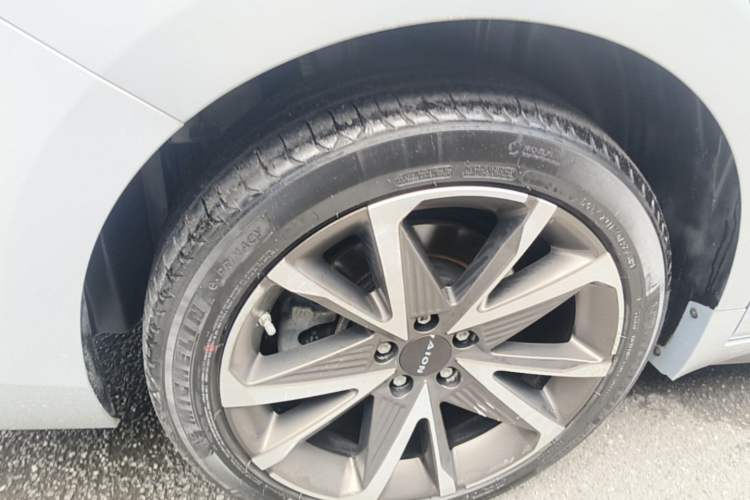 Used AION S Plus 2021 70 Tech Edition Right Rear Wheel Hub