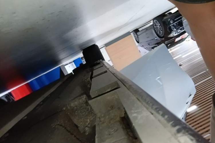 Used AION S Plus 2021 80 Ultra-Long Range Edition Right Side Sill