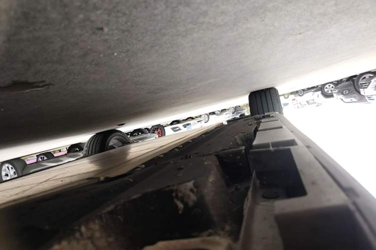 Used AION S Plus 2021 70 Tech Edition Right Side Sill