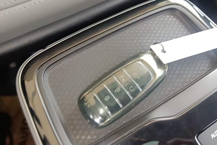 Used AION S Plus 2021 70 Tech Edition Vehicle Key