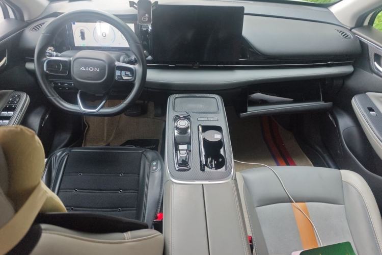 Used AION S Plus 2021 80 Ultra-Long Range Edition Center Console
