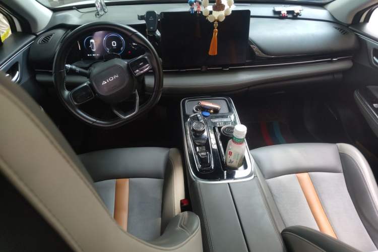 Used AION S Plus 2021 70 Tech Edition Center Console